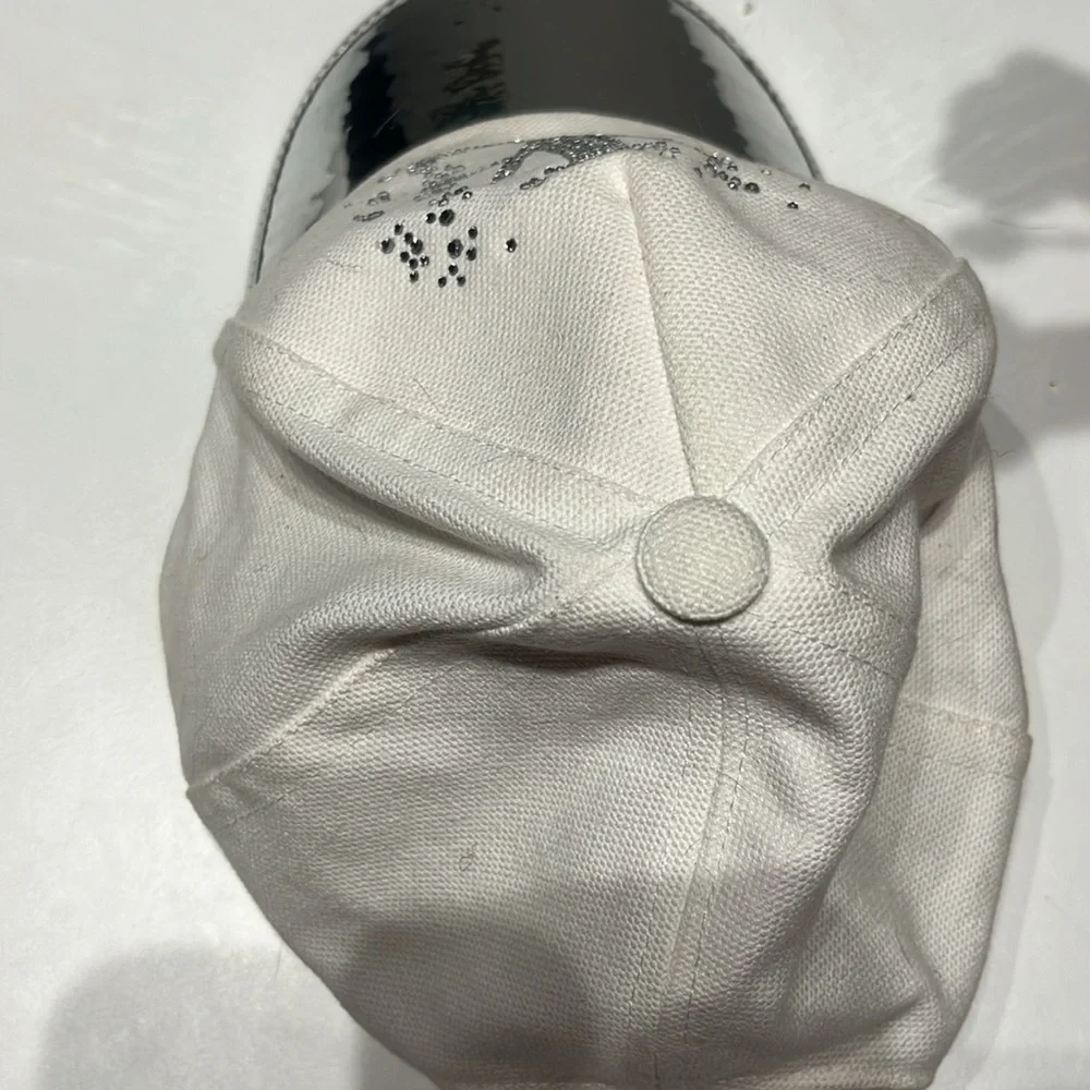 Versace hat - Picture 4 of 10